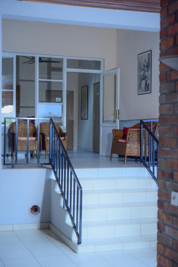 Botanika Hotel Bujumbura Bagian luar foto