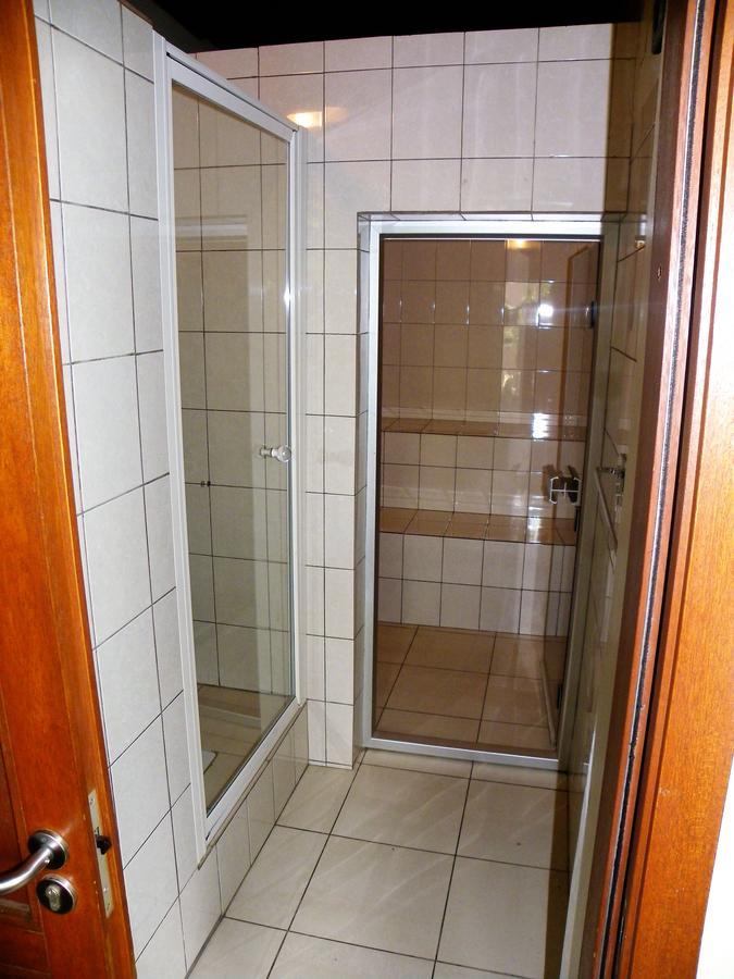 Botanika Hotel Bujumbura Bagian luar foto
